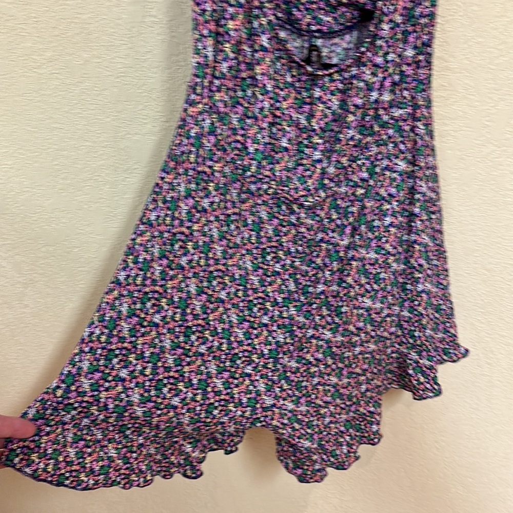 Hesperus womans boho Floral halter Romper size Large - Picture 7 of 7